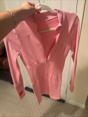 Ribbed Long-Sleeve Zip-Neck dress in Pink